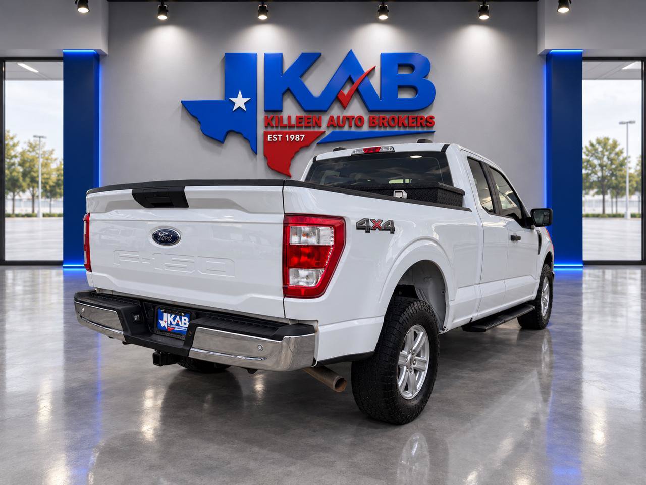 Used 2021 Ford F150 XL w/ Equipment Group 101A High AWD/4WD image 3