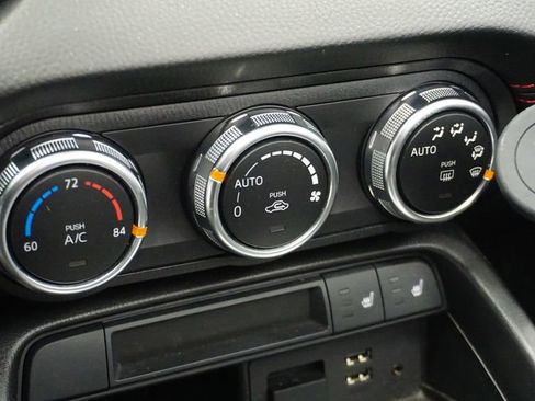 Used 2017 FIAT 124 Spider Abarth image 26