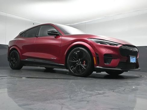 Certified 2025 Ford Mustang Mach-E GT AWD/4WD image 38
