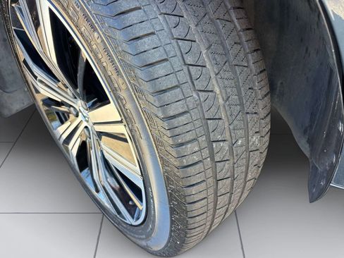 Used 2023 Volvo XC60 B5 Plus w/ Protection Package Premier image 8