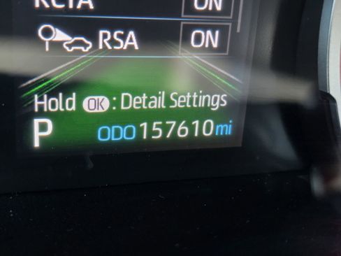 Used 2021 Toyota RAV4 XLE Premium image 33