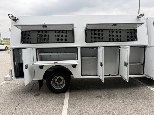 Used 2019 Freightliner Sprinter 3500 w/ Premium Package RWD image 20