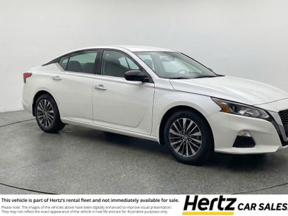 Used 2025 Nissan Altima 2.5 SV