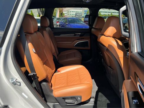 Used 2025 Kia Telluride EX X-Line AWD/4WD image 21