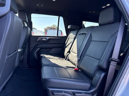 Certified 2025 Chevrolet Tahoe LT AWD/4WD image 21