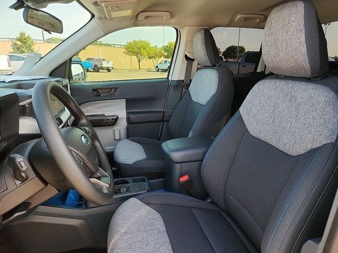 New 2025 Ford Maverick XLT image 7