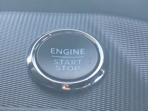 Certified 2025 Ford Explorer ST-Line image 15