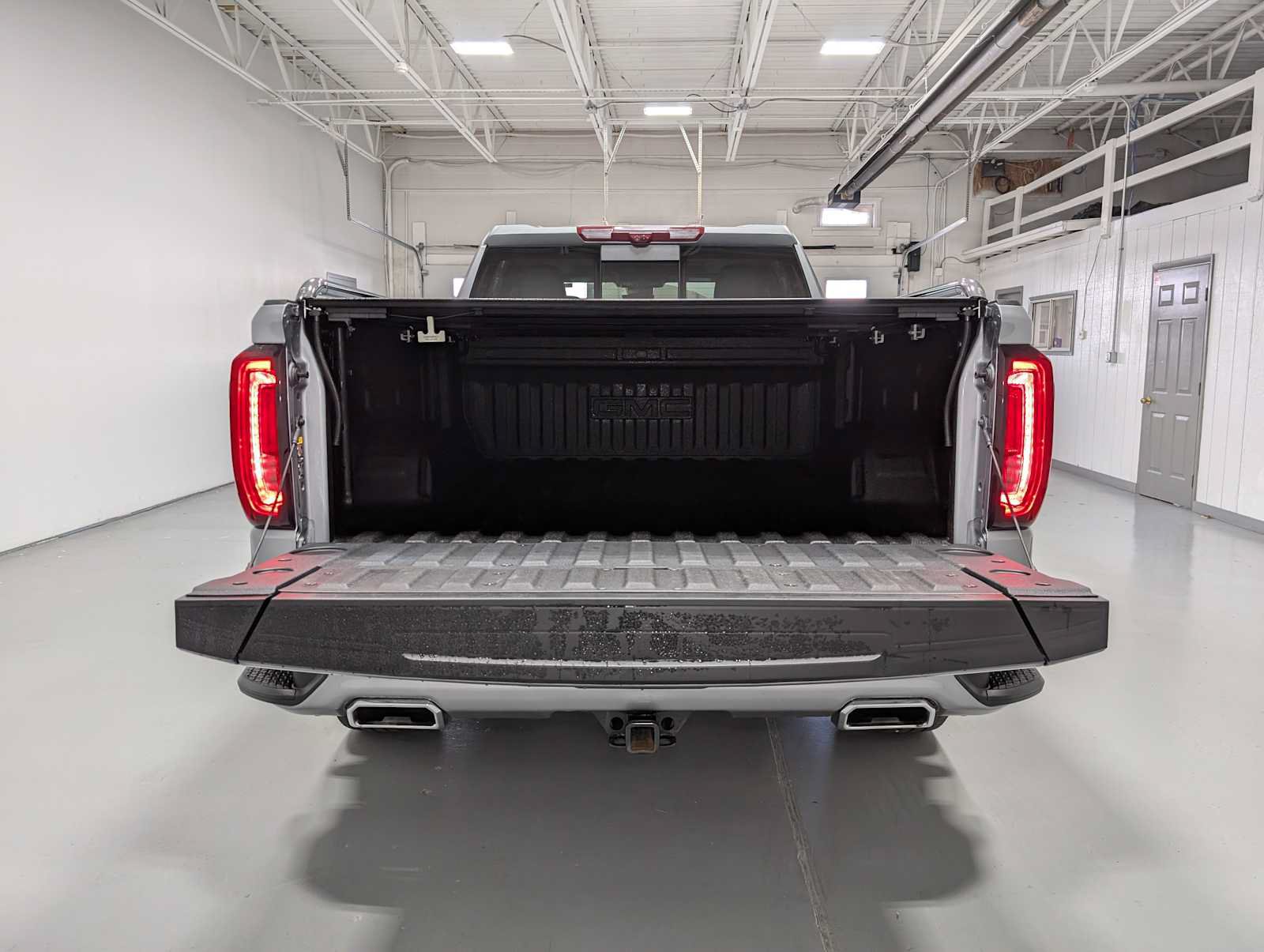 Certified 2025 GMC Sierra 1500 Denali w/ Denali Reserve Package AWD/4WD image 46
