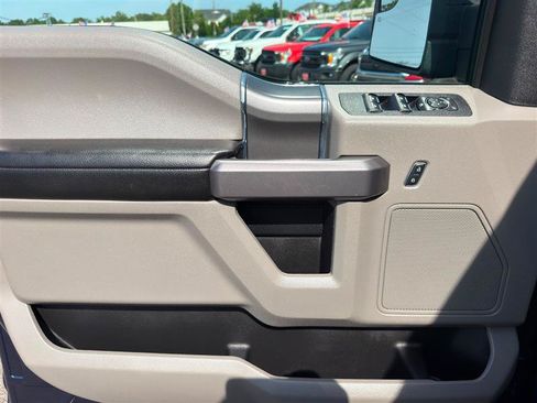 Used 2019 Ford F150 XLT w/ Equipment Group 301A Mid AWD/4WD image 10