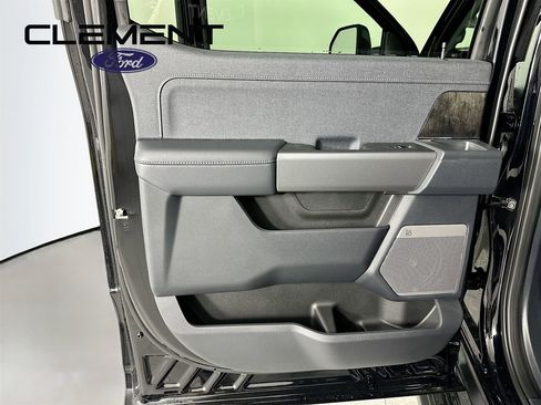 New 2026 Ford F250 Lariat w/ Black Appearance Package AWD/4WD image 29