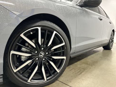 Used 2023 Honda Accord Sport image 27