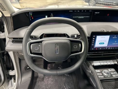 New 2026 Lincoln Nautilus Reserve w/ Jet Appearance Package AWD/4WD image 16