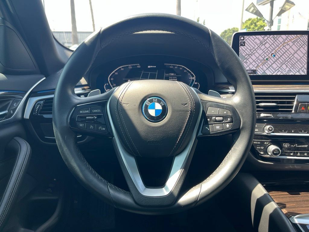 Used 2023 BMW 530e w/ Convenience Package RWD image 20