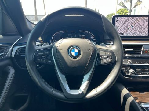 Used 2023 BMW 530e w/ Convenience Package RWD image 20
