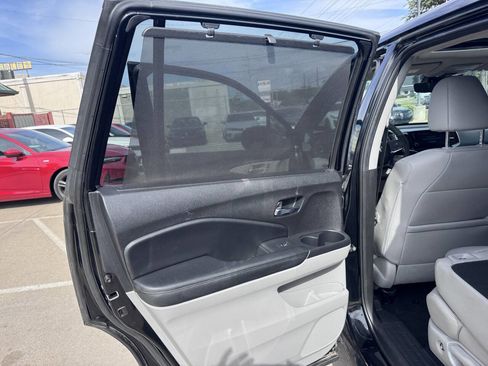 Used 2019 Honda Pilot EX-L image 16