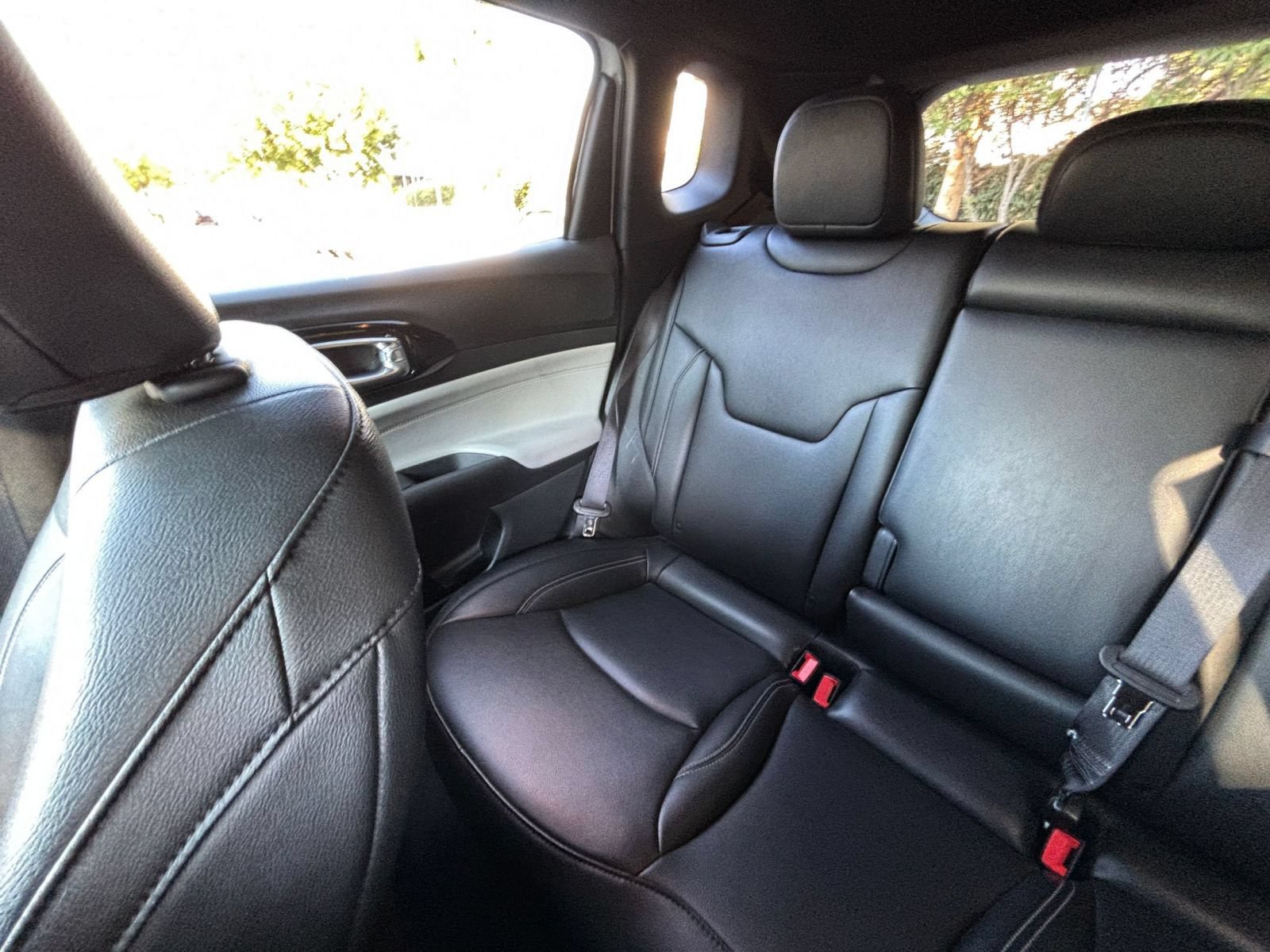 Used 2025 Jeep Compass Limited AWD/4WD image 37