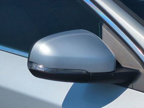 Used 2017 Volvo S60 T5 Inscription image 12