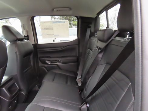 New 2025 Ford Ranger Lariat w/ FX4 Off-Road Package image 16