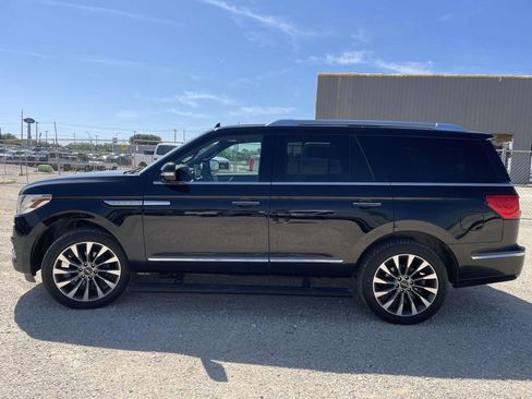 Used 2020 Lincoln Navigator Reserve w/ Luxury Package image 6