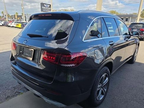 Used 2021 Mercedes-Benz GLC 300 image 3