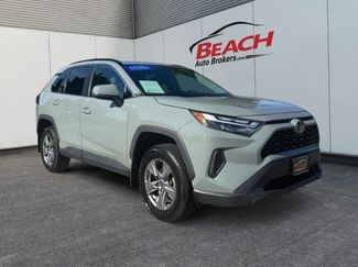 Used 2022 Toyota RAV4 XLE w/ Convenience Package AWD/4WD video 1