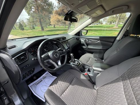Used 2020 Nissan Rogue S w/ Special Edition Package image 11