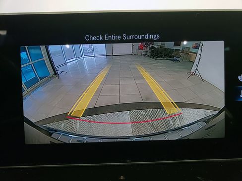 Certified 2021 Mercedes-Benz GLA 250 4MATIC image 17