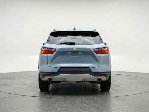 Used 2025 Chevrolet Blazer LT FWD image 7