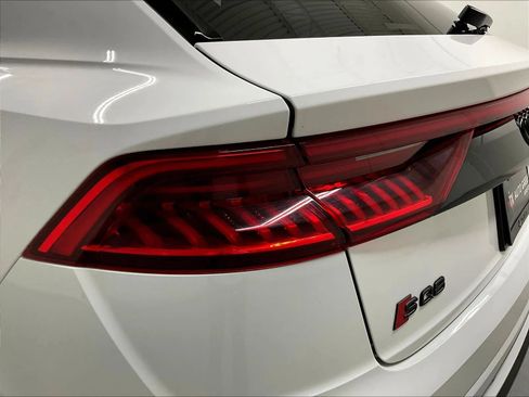 Used 2023 Audi SQ8 Premium Plus AWD/4WD image 33