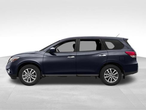 Used 2014 Nissan Pathfinder SL FWD image 6