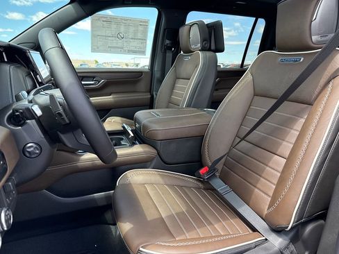 New 2026 GMC Yukon XL Denali Ultimate AWD/4WD image 18