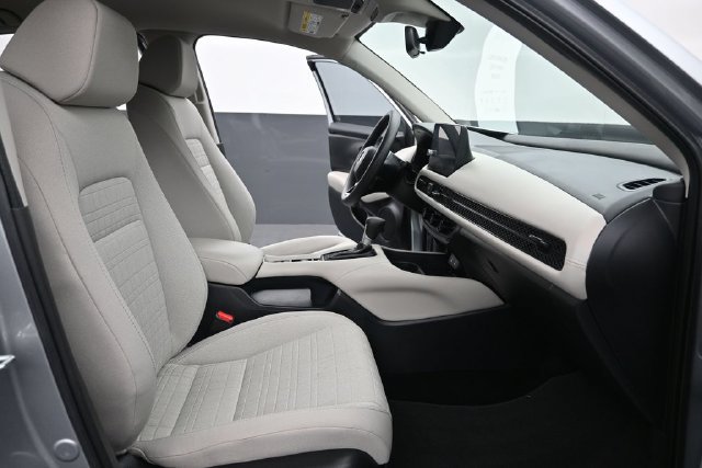 Certified 2026 Honda HR-V LX image 10