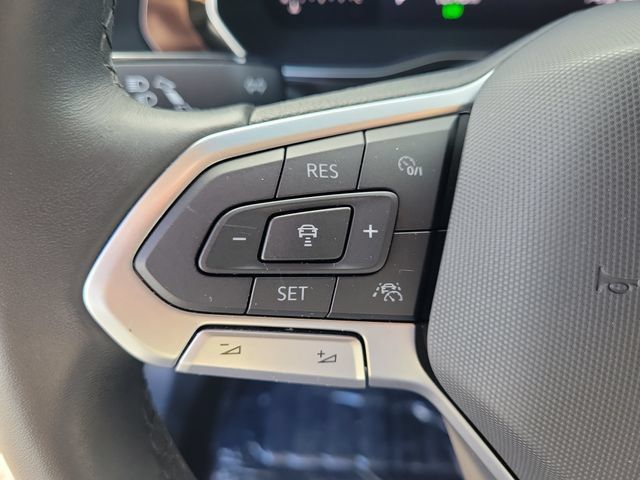 Certified 2023 Volkswagen Jetta SE w/ Panoramic Sunroof Package FWD image 20