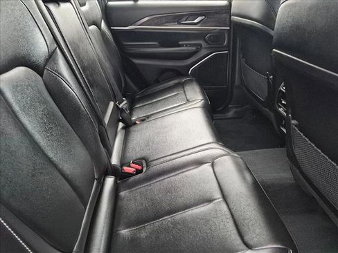 Used 2023 Jeep Grand Cherokee 4WD 4xe image 21