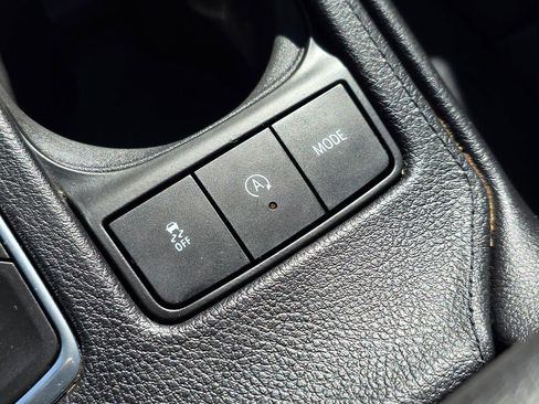 Used 2019 Cadillac XT4 Sport image 37