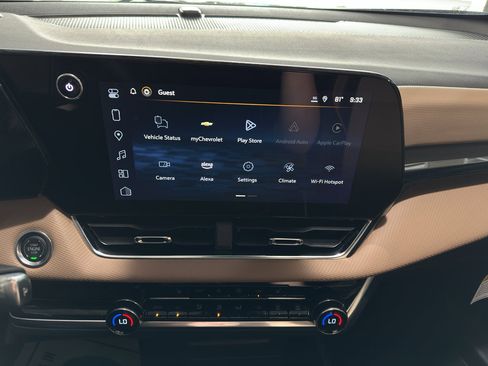 New 2025 Chevrolet Equinox ACTIV w/ Safety and Technology Package image 15