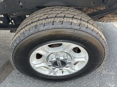 Used 2025 Ford F250 XLT AWD/4WD image 33