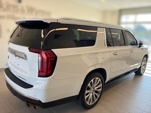 Used 2023 GMC Yukon XL Denali w/ Max Trailering Package AWD/4WD image 2