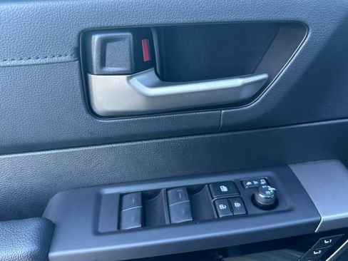 Used 2023 Toyota Tundra Limited image 10