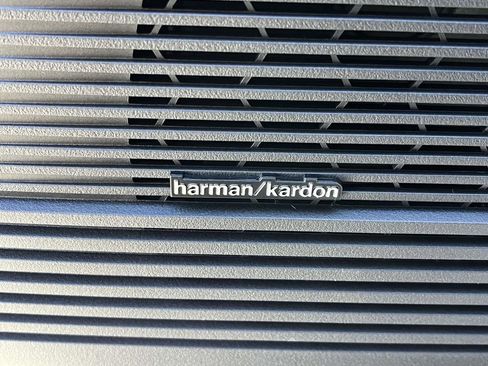 New 2026 Subaru Outback Touring XT image 18