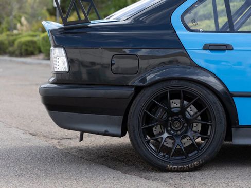 Used 1994 BMW 325i Sedan image 51