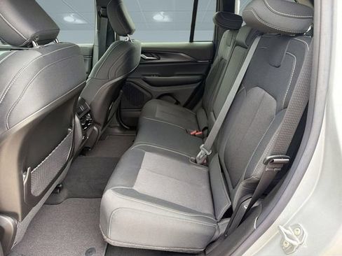 New 2026 Jeep Grand Cherokee Laredo RWD image 15
