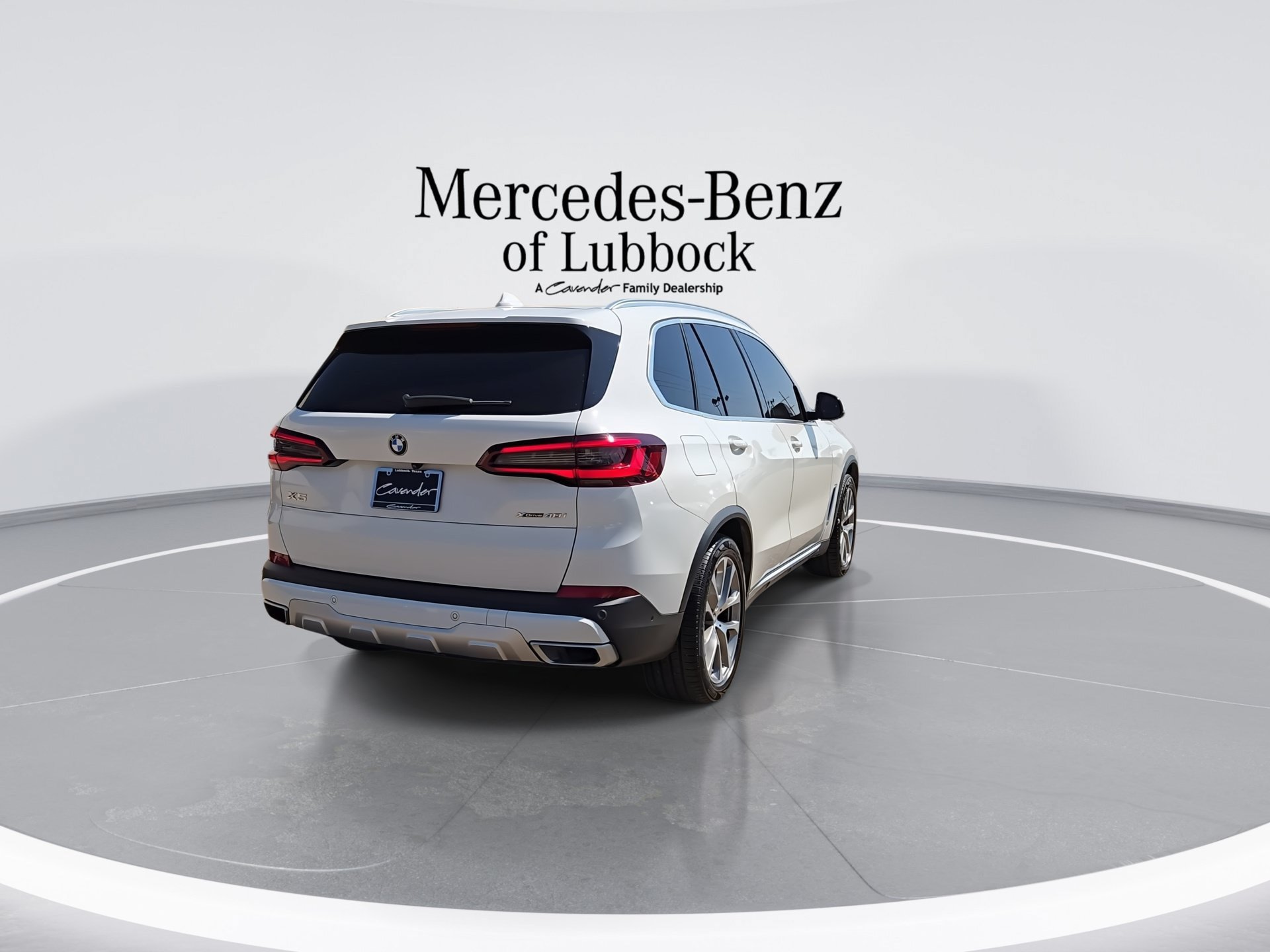 Used 2020 BMW X5 xDrive40i w/ Premium Package AWD/4WD image 8