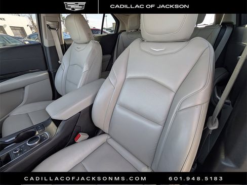 Used 2023 Cadillac XT4 Premium Luxury image 21