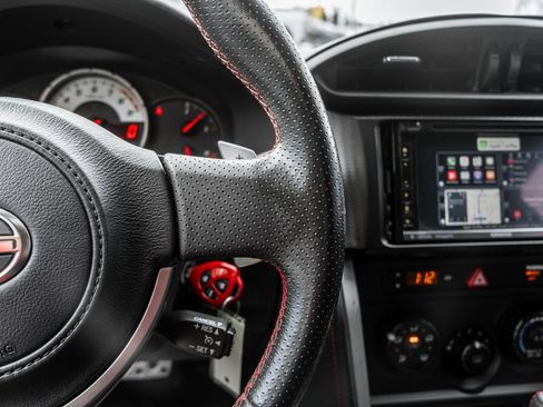 Used 2014 Scion FR-S image 19