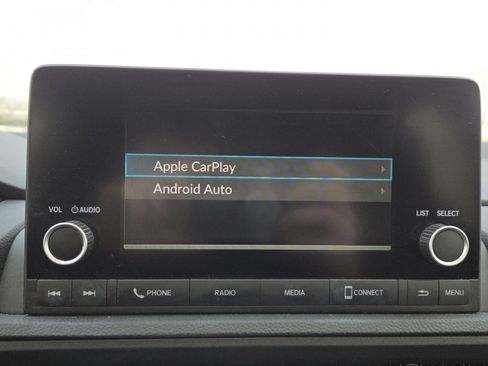 Used 2024 Honda CR-V EX image 4