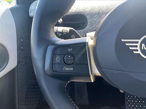 Used 2025 MINI Cooper S FWD image 23