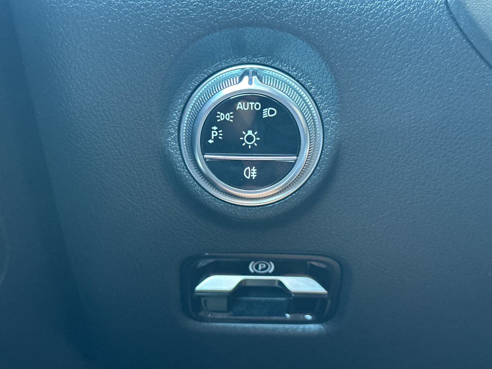 Certified 2023 Mercedes-Benz C 300 Sedan image 29