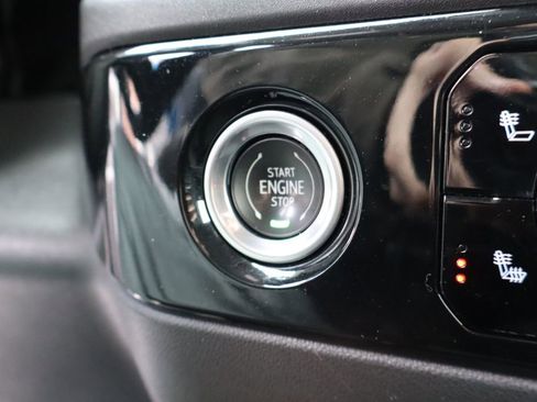 Used 2022 GMC Sierra 1500 Elevation image 19