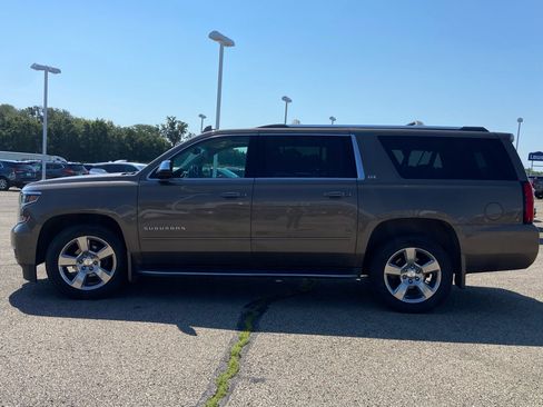 Used 2016 Chevrolet Suburban LTZ AWD/4WD image 8